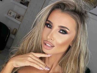 Zero cost real time fuck on bare model on web com Zero cost real time fuck on bare model on web com