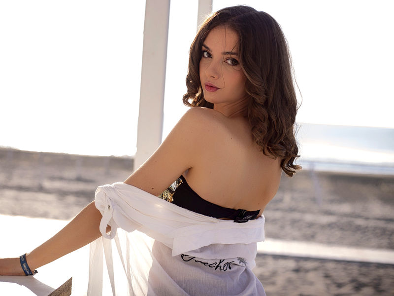 How to find close cam women for pussy licking dreams How to find close cam women for pussy licking dreams